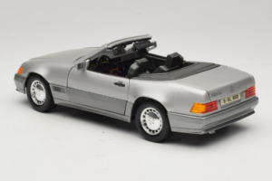 Mercedes 500SL R129 Hopea Tchibo 1:18 TC001 Metalli — kuva 7 / 8