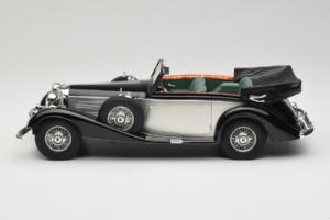 Mercedes 540K Avoauto Musta Hopea Cult Models 1:18 CML184-3 Metalli — kuva 3 / 6