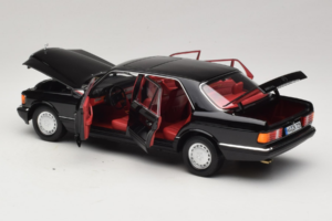 Mercedes 560 SEL W126 Musta Punaisella Sisustuksella Norev 1:18 183788 Metalli — kuva 7 / 8