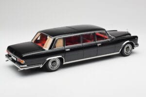 Mercedes 600 Pullman W100 Musta NZG 1:18 1071/50 Metalli — kuva 3 / 8