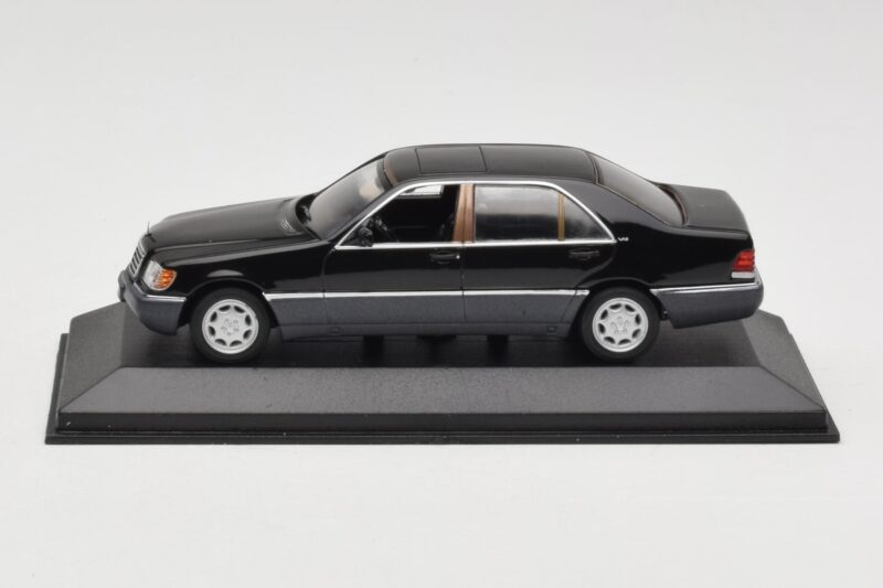 Mercedes 600 SEL W140 Black Metallic Minichamps 1:43 Mercedes 600 SEL W140 Black Metallic Minichamps 1:43 940035400 Metalli