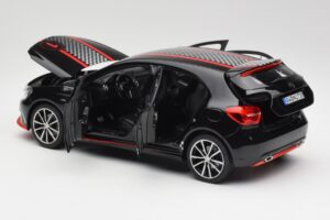 Mercedes A-Class W176 AMG Musta Norev 1:18 183596 Metalli — kuva 5 / 8