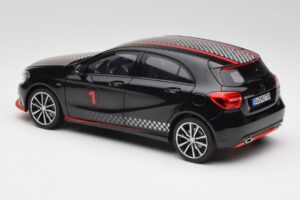 Mercedes A-Class W176 AMG Musta Norev 1:18 183596 Metalli — kuva 7 / 8
