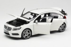 Mercedes A-Class W176 Cirrus Valkoinen Norev 1:18 B66960126 Metalli — kuva 2 / 8