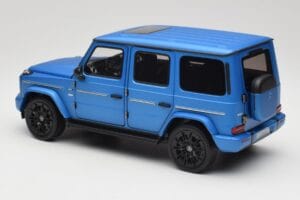 Mercedes AMG G 63 L W465 Sininen Norev 1:18 B66960664 Metalli — kuva 5 / 6