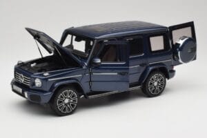 Mercedes AMG G 63 L W465 Tummansininen Norev 1:18 B66960663 Metalli — kuva 2 / 8