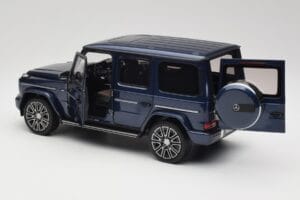 Mercedes AMG G 63 L W465 Tummansininen Norev 1:18 B66960663 Metalli — kuva 5 / 8