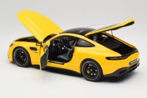 Mercedes AMG GT 43 C192 Turbo Sun Yellow NZG 1:18 B66960587 Metalli — kuva 5 / 8