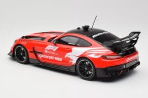 Mercedes AMG GT Black Series C190 Safety Car F1 2023 Minichamps 1:18 155032091 Metalli — kuva 5 / 6