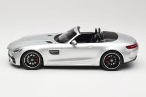 Mercedes AMG GT C Roadster R190 Hopea Norev 1:18 183453 Metalli — kuva 3 / 6