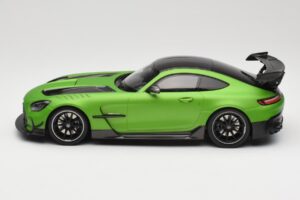 Mercedes AMG GT C190 Black Series Green Hell Magno Minichamps 1:18 155032020 Metalli — kuva 3 / 6