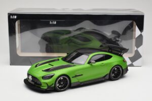 Mercedes AMG GT C190 Black Series Green Hell Magno Minichamps 1:18 155032020 Metalli — kuva 6 / 6