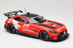 Mercedes AMG GT C190 Black Series Safety Car F1 2022 Minichamps 1:18 155032090 Metalli — kuva 4 / 6