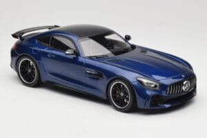 Mercedes AMG GT R C190 AMG Solarbeam Yellow Metallic Minichamps 1:18 155036022 Metalli — kuva 4 / 6