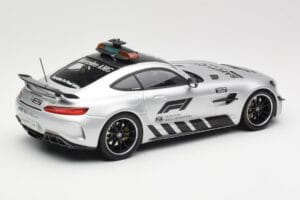 Mercedes AMG GT R C190 Safety Car F1 2019 Minichamps 1:18 155036090 Metalli — kuva 2 / 6