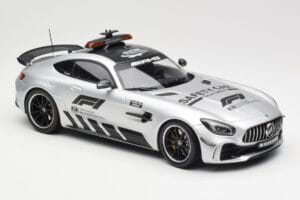 Mercedes AMG GT R C190 Safety Car F1 2019 Minichamps 1:18 155036090 Metalli — kuva 4 / 6