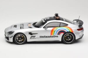 Mercedes AMG GT R C190 Safety Car F1 2020 Minichamps 1:18 155036092 Metalli — kuva 3 / 6