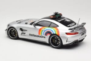 Mercedes AMG GT R C190 Safety Car F1 2020 Minichamps 1:18 155036092 Metalli — kuva 5 / 6