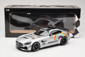 Mercedes AMG GT R C190 Safety Car F1 2020 Minichamps 1:18 155036092 Metalli — kuva 6 / 6