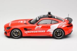 Mercedes AMG GT R C190 Safety Car F1 2021 Minichamps 1:18 155036095 Metalli — kuva 3 / 6