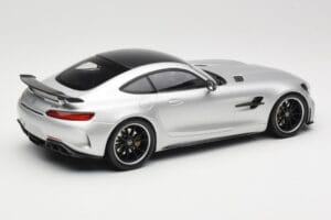 Mercedes AMG GT R C190 Hopea Minichamps 1:18 155036025 Metalli — kuva 2 / 6