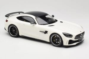 Mercedes AMG GT R C190 Valkoinen Metallic Minichamps 1:18 155036028 Metalli — kuva 4 / 6