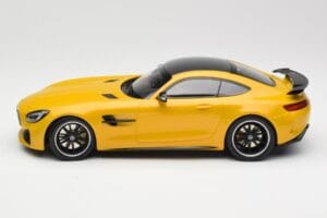 Mercedes AMG GT R C190 Keltainen Minichamps 1:18 155036021 Metalli — kuva 3 / 6