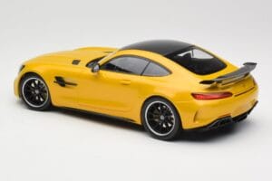 Mercedes AMG GT R C190 Keltainen Minichamps 1:18 155036021 Metalli — kuva 5 / 6