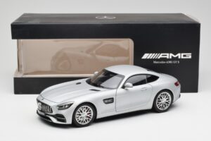 Mercedes AMG GT S C190 Designo Iridium Hopea Magno Norev 1:18 B66960485 Metalli — kuva 8 / 8