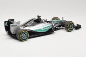 Mercedes AMG Petronas W06 Hybrid #44 L. Hamilton F1 World Champion 2015 Minichamps 1:18 186150044 Metalli — kuva 2 / 6