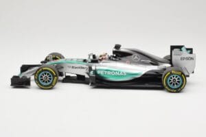 Mercedes AMG Petronas W06 Hybrid #44 L. Hamilton F1 World Champion 2015 Minichamps 1:18 186150044 Metalli — kuva 3 / 6