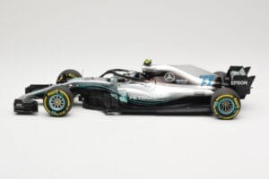 Mercedes AMG Petronas W09 #77 V. Bottas F1 2018 Minichamps 1:18 110180077 Metalli — kuva 3 / 6
