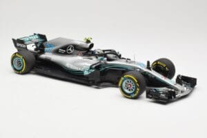 Mercedes AMG Petronas W09 #77 V. Bottas F1 2018 Minichamps 1:18 110180077 Metalli — kuva 4 / 6