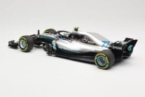 Mercedes AMG Petronas W09 #77 V. Bottas F1 2018 Minichamps 1:18 110180077 Metalli — kuva 5 / 6