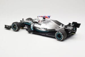 Mercedes AMG Petronas W10 #44 L. Hamilton Winner British GP 2019 Minichamps 1:18 110191044 Metalli — kuva 5 / 6
