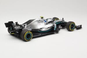 Mercedes AMG Petronas W10 #77 V. Bottas F1 2019 Minichamps 1:18 110190077 Metalli — kuva 2 / 6