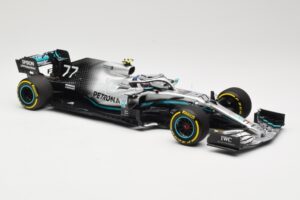 Mercedes AMG Petronas W10 #77 V. Bottas Winner USA GP 2019 Minichamps 1:18 110191877 Metalli — kuva 4 / 6