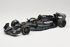 Mercedes AMG Petronas W14 E Performance #44 L. Hamilton Bahrain GP 2023 Minichamps 1:18 110230144 Metalli