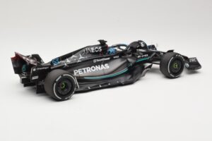 Mercedes AMG Petronas W14 E Performance #63 G. Russell Australian GP 2023 Minichamps 1:18 110230363 Metalli — kuva 2 / 6