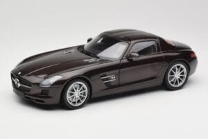 Mercedes AMG SLS C197 Brown Metallic Minichamps 1:18 100039028 Metalli