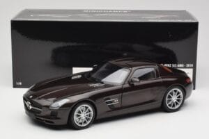 Mercedes AMG SLS C197 Brown Metallic Minichamps 1:18 100039028 Metalli — kuva 8 / 8