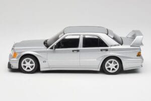 Mercedes 190E W201 2.5-16 EVO 2 Astral Hopea Metallic Minichamps 1:18 155036101 Metalli — kuva 3 / 6