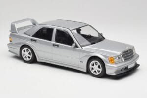 Mercedes 190E W201 2.5-16 EVO 2 Astral Hopea Metallic Minichamps 1:18 155036101 Metalli — kuva 4 / 6