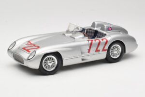 Mercedes 300 SLR W196S #722 S. Moss / D. Jenkinson Mille Miglia Winner 1955 Maisto 1:18 536887 Metalli
