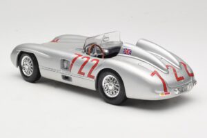 Mercedes 300 SLR W196S #722 S. Moss / D. Jenkinson Mille Miglia Winner 1955 Maisto 1:18 536887 Metalli — kuva 7 / 8