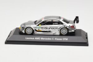 Mercedes C-Class C204 #8 R. Schumacher HWA DTM 2010 Minichamps 1:43 B66961414 Metalli
