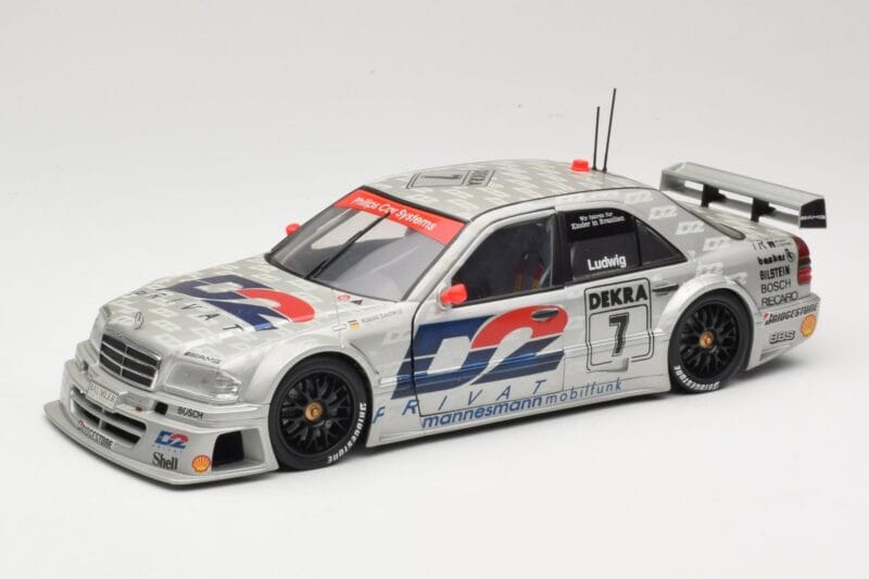 Mercedes C-Class W202 #7 K. Ludwig AMG-Mercedes Team Zakspeed DTM 1994 UT Models 1:18 180943307 Metalli