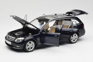 Mercedes C-Class S204 T-Modell Tanzanite Sininen AUTOart 1:18 B66962352 Metalli — kuva 2 / 8