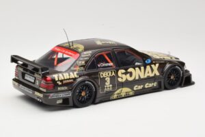 Mercedes C-Class W202 #3 J. van Ommen AMG Mercedes Team DTM 1995 UT Models 1:18 180953303 Metalli — kuva 3 / 8