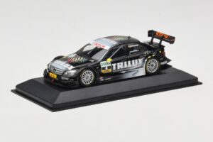 Mercedes C-Class W204 #4 Team AMG Mercedes R. Schumacher DTM 2009 Minichamps 1:43 400093904 Metalli — kuva 2 / 4